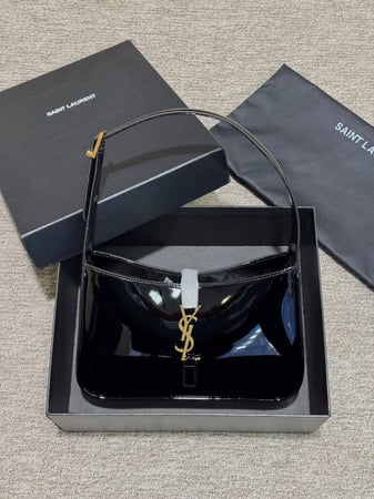 Yves Saint Laurent Ysl