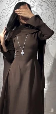فستان سما بني جميل