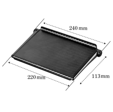 رف أنيق مصنوع من ألياف الكربون مصمم ليتم تثبيته في الجزء العلوي من التلفزيون يوفر مساحة ملائمة لوضع أجهزة الوسائط مثل صناديق البث أو أجهزة التوجيه أو وحدات التحكم في الألعاب مما يساعد في إزالة الفوضى من منطقة الترفيه الخاصة بك.