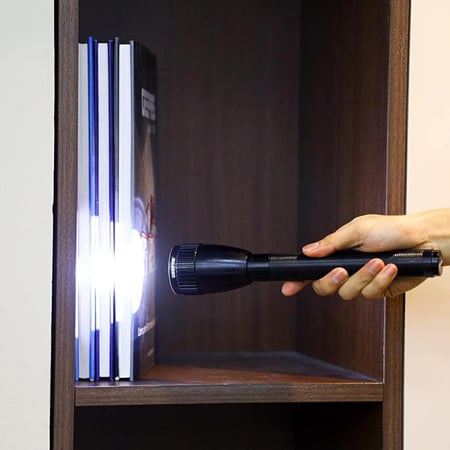 جيباس كشاف LED قابل لإعادة الشحن مقاوم للماء - أسود - GFL3894