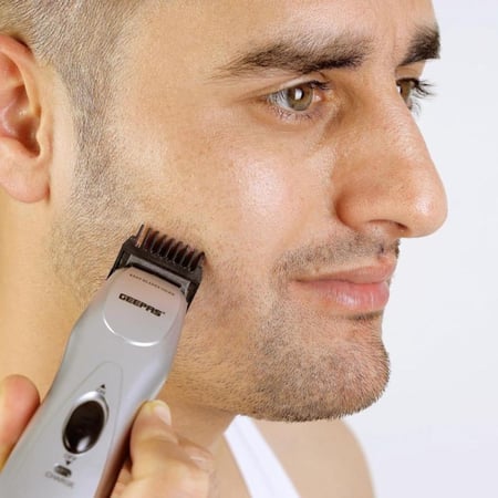 جيباس ماكينة تشذيب الشعر القابلة لإعادة الشحن للرجال - أسود وفضي - GTR34C