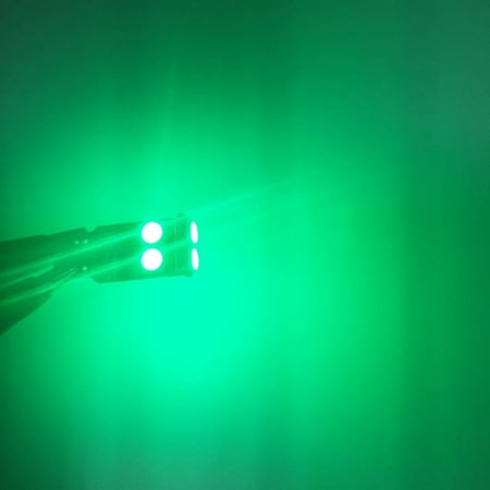 زوج لمبات ليد T10 اضاءة ملونة مع ريمونت كنترول