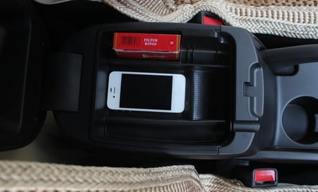 صندوق تخزين مركزي لأغراض السيارة متوافق مع كيا سبورتاج