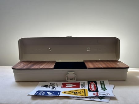 صندوق للشاي وللقهوة