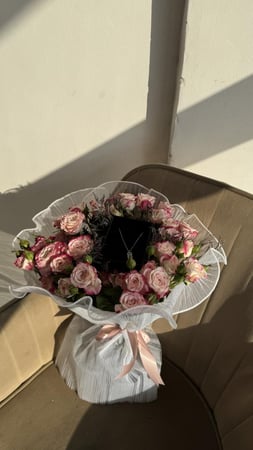 سلسال مع ورد