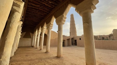 لوحات جدارية منوعه من اعمالي في الزخرفة النجدية