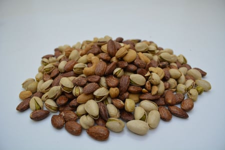 مشكل مكسرات بدون ملح