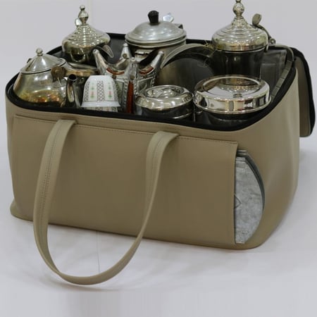 عزبة الكرم جلد لون بيج غامق