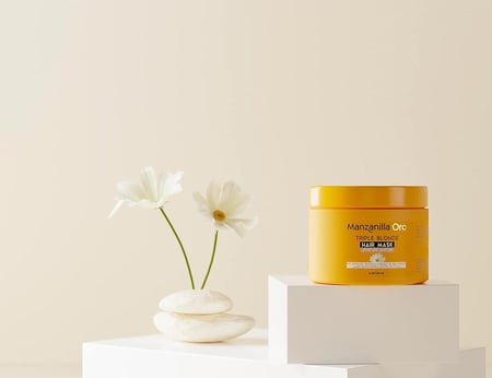 قناع الشعر الثلاثي الأشقر من كاراسا مانزانيلا أورو 250 مل