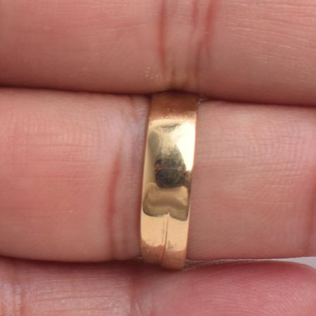 دبلة ذهب - وزن ذهب 2.22 - عيار 18