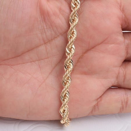 سوارة ذهب - الوزن 6.13 G- عيار 18