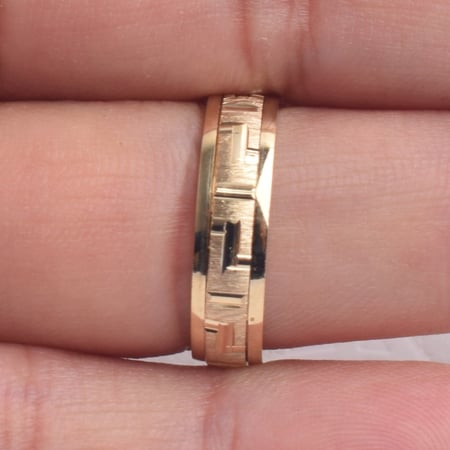 دبلة ذهب-الوزن4.78 -عيار 18