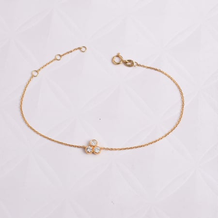 سوارة الماس -وزن ذهب 0.5-وزن الماس 0.240-عيار 18