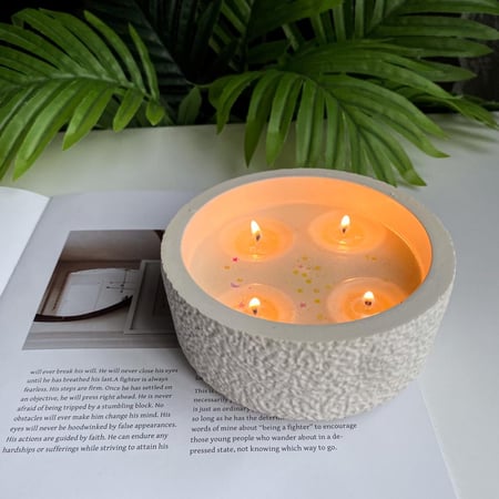 شمعة معطرة - قمر