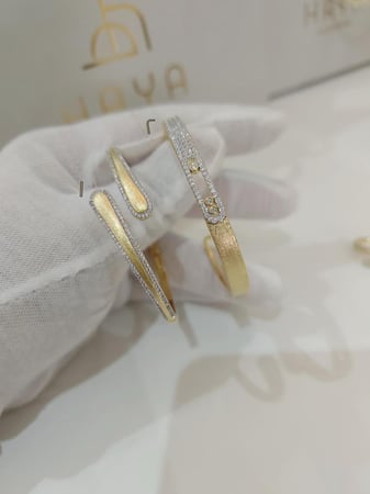 طقم فاخر.. بلون الذهب المطفي .. مطلي (اسوارة + خاتم)
