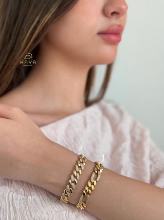 اسوارة فاخرة جدا .. مطلية بالذهب