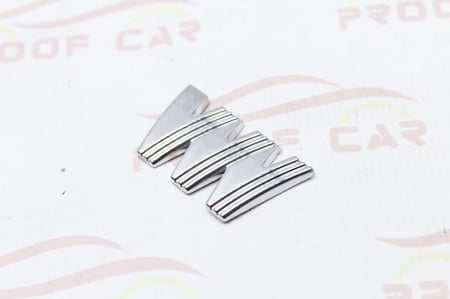 علامة عبدالغني لاندكروزر فضي