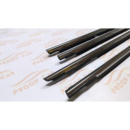 مساطر زجاج لاندكروزر 90 - 97 كروم / اسود