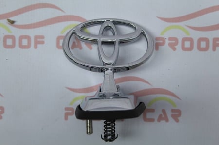 علامة كبوت لاندكروزر 98 الى 2007 فضي