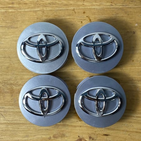 غطاء جنط كامري 2007 إلى 2011 طقم