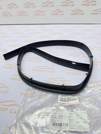 جلده طرف الكبوت لاندكروزر 98 الى 2007 اصلي