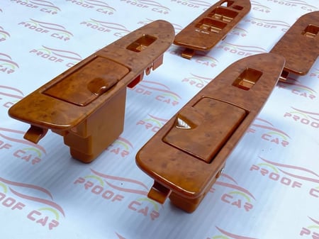 ديكور سوتش زجاج لاندكروزر 2003 إلى 2007 خشبي