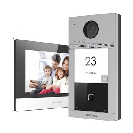بكج من Hikvision نوع IP (4 كاميرات مراقبة دقة 6MP + جهاز تسجيل 4 قنوات POE + هارديسك 1TB + أنتركوم Door Station )