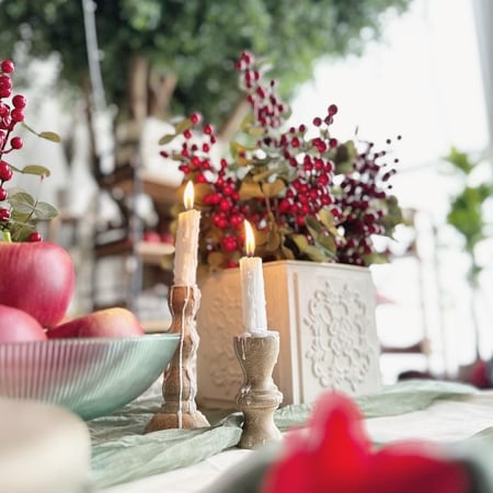 شمعدان خشبي