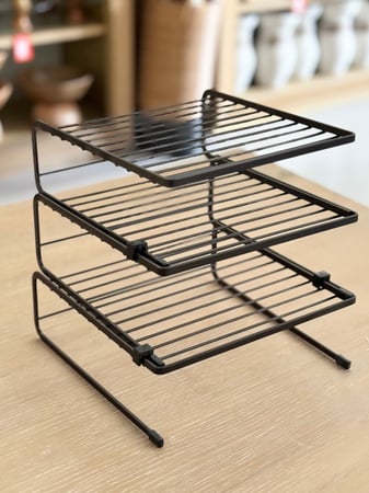 رف تنظيم حديد أسود