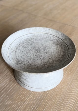 استاند تقديم سيراميك