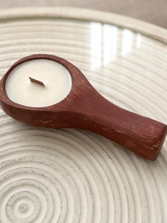 شمعة  داخل الرياض فقط