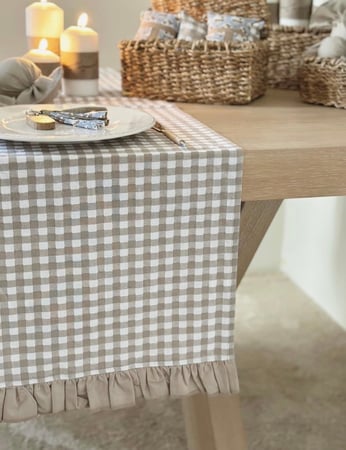 مفرش مستطيل كاروهات