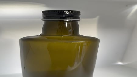 قارورة زجاجية خاص زيت الزيتون حجم 750 مل (حبة واحدة)