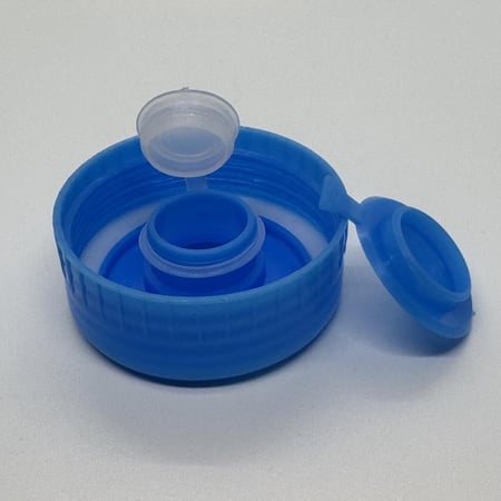 غطاء بلاستيك مع فتحة للقوارير الجالون البلاستيكية