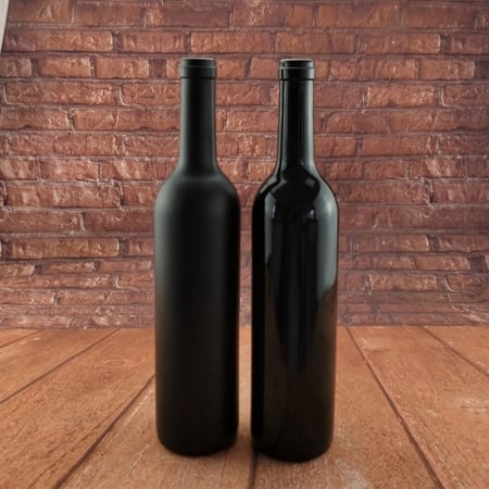 كرتون قوارير زجاجية اسود لماع اللون 32سم ارتفاع  حجم 750 مل (35 حبة)