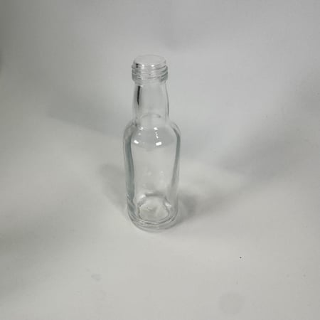 كرتون قوارير زجاجية حجم 50 مل (210 حبة)