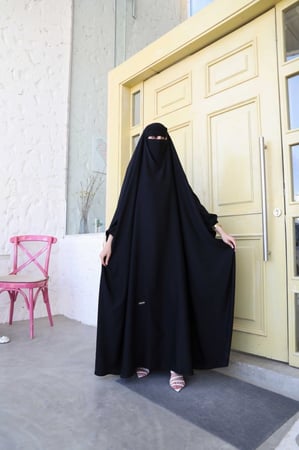 عباية راس فضفاضه كم مطاط