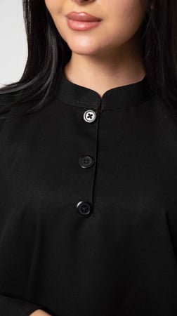 عباية مقفلة بياقه