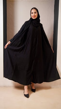 عباية فستان مشبوك اسود