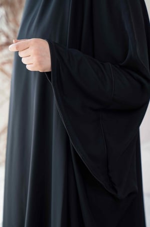 عباية راس كم فراشة