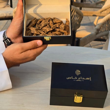 عود بلو تايقر ثمن كيلو ( 125 جرام )