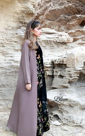 Carnation (زهرة القرنفل)