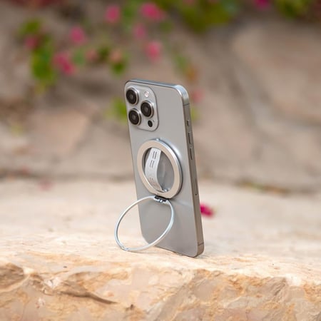 كفر الجوال Mass كريستال كلير يظهر تفاصيل الهاتف