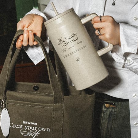 Gentle hydration - water bottle