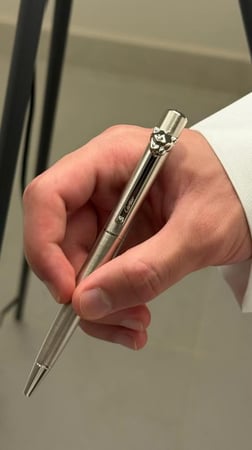 قلم تايقر رجالي - متوفر ب 4 ألوان