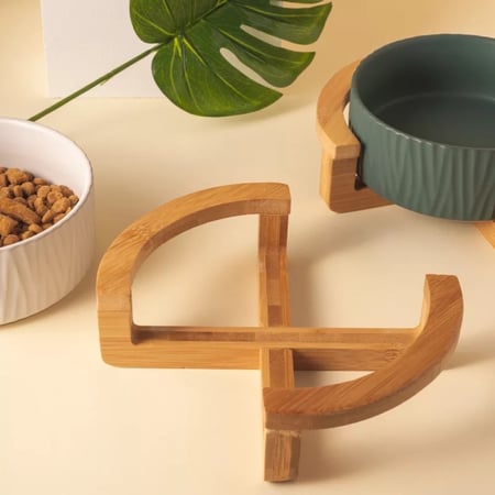 صينية سيراميك مع حامل خشبي