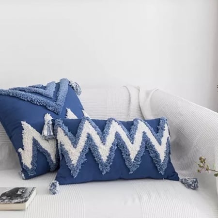 مخدة مستطيلة