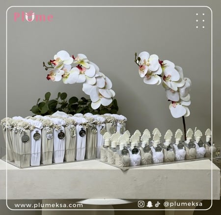 بكج بلوم (٢٦) ١٤٤ حبة ٦ صواني مناسب للأفراح مع الصواني لداخل جدة فقط