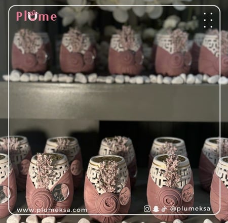 ١٢ مباخر لون ابيض تغليف ياباني مع اللوقو