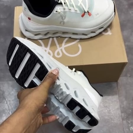 Cloudtilt 'Mineral Ivory'